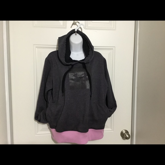 Under Armour Sweatshirt - Picture 3 of 6